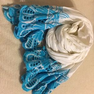 Cream & turquoise scarf